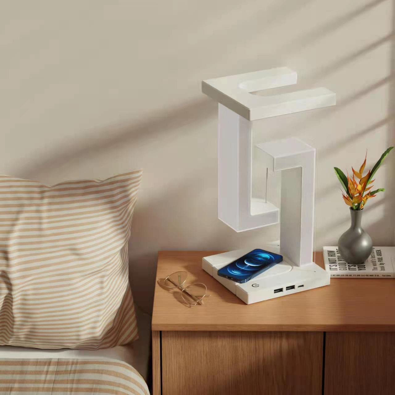 Modern Floating Balance Table Lamp with Wireless Smartphone Charging - A Fusion of Style & Technology for Home and Office