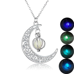 Celestial Luminescence: Fashion Moon Glowing Stone Necklace - A Trending Enchantress