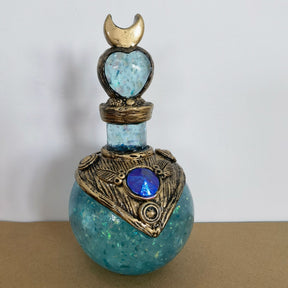 Magical Moon Resin Bottle: Enchant Your Space with this Creative Ornament