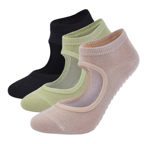 Luxurious Combed Cotton Yoga Socks with Traction - Enhance Your Practice Today!