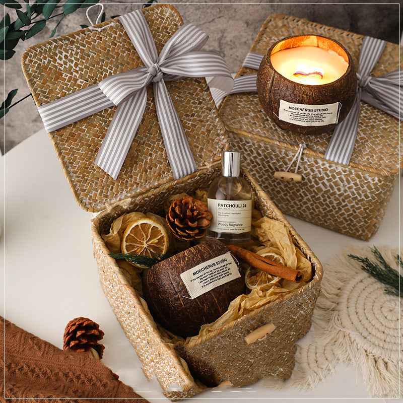 Coconut Shell Handmade Scented Candles gift box with Soy Wax and Wooden Wicks - Natural Aromatherapy for Home and Spa